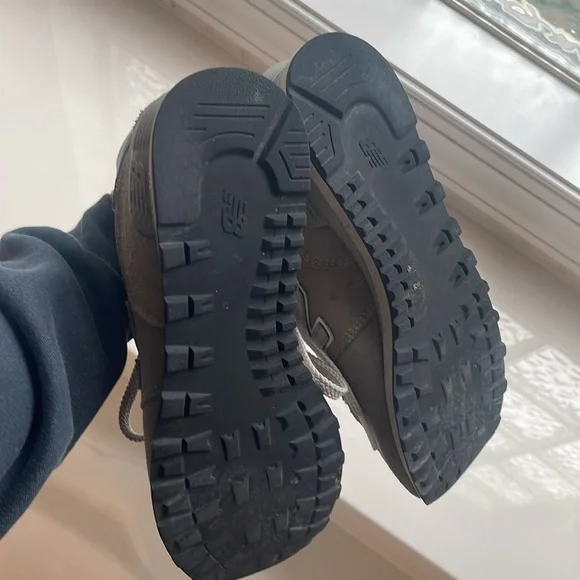 New Balance 574 Gray Sneakers Classic Suede Mesh - Picture 3 of 5